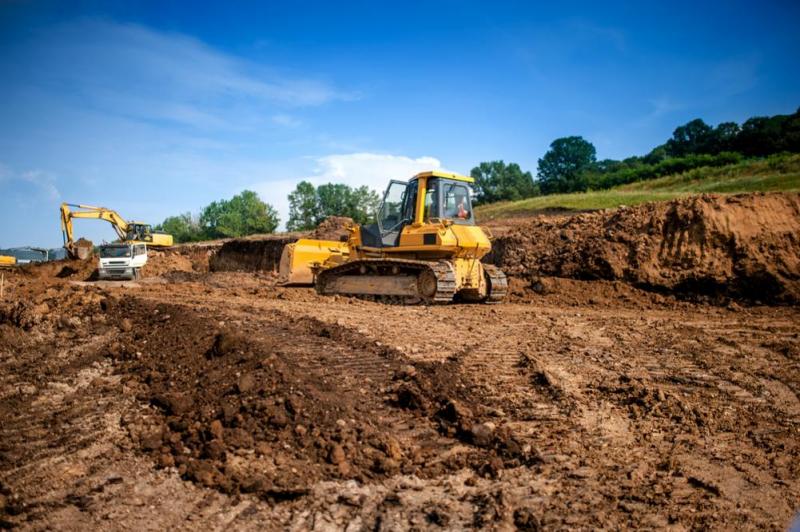 Le terrassement pr&eacute;pare le terrain avant tout projet de ma&ccedil;onnerie ou d'assainissement &agrave; Pontarlier
